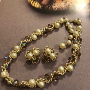 Vintage necklace & earrings set